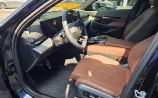 국산SUV순위 5시리즈 (G60) 530i xDrive 매물 사진 18 - 2025/07 10,329km